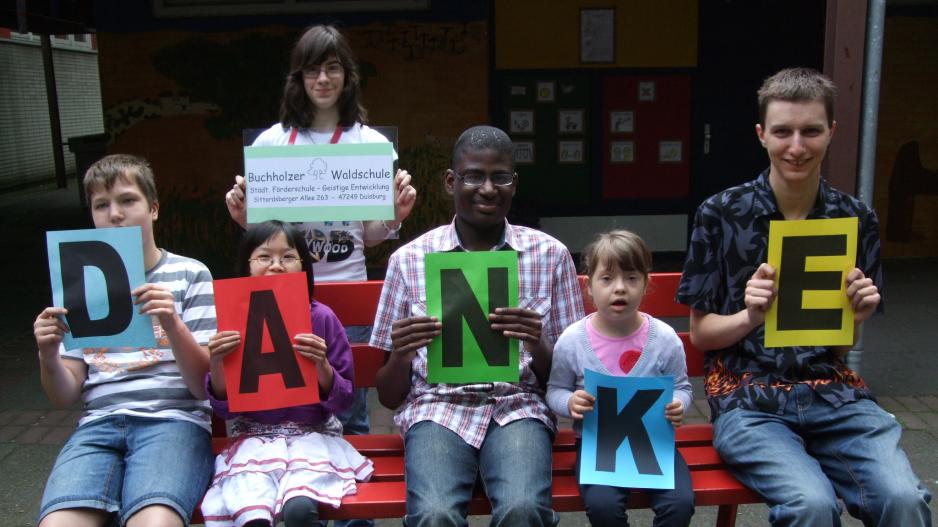 Buchholzer Waldschule Tribute To Bambi Stiftung