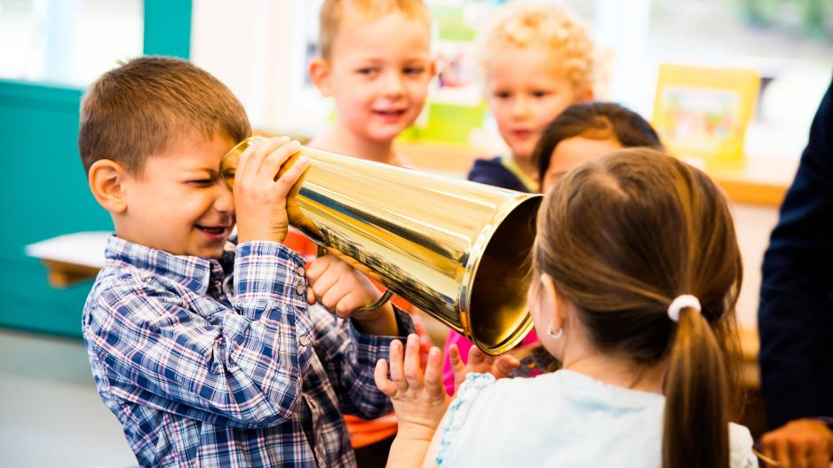 Kinder mit Starke-Kinder-Kiste!